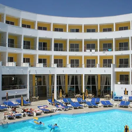 Kris Mari Hotell