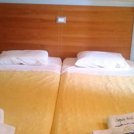 Hotell Kris Mari 3*